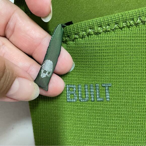 BUILT Laptop Porter 15.4 inch wide green zipper bag - Picture 5 of 12